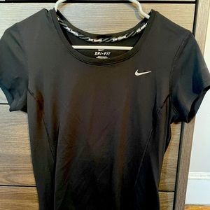 Nike Dri-fit running scoop neck t-shirt in size medium